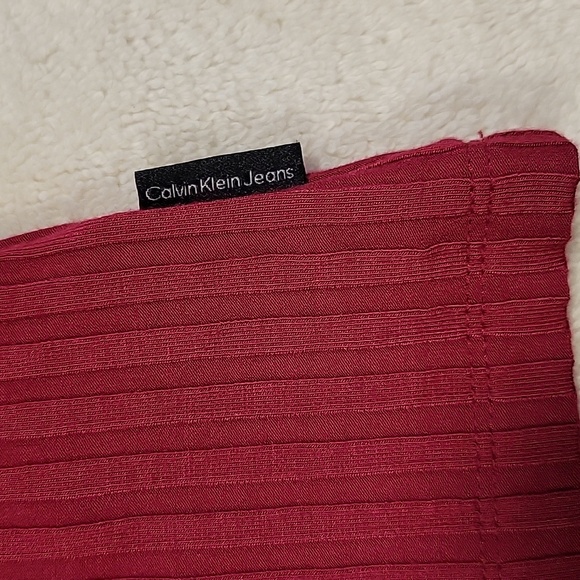 Calvin Klein Jeans ribbed knit, lightweight top, NWT - Picture 9 of 10